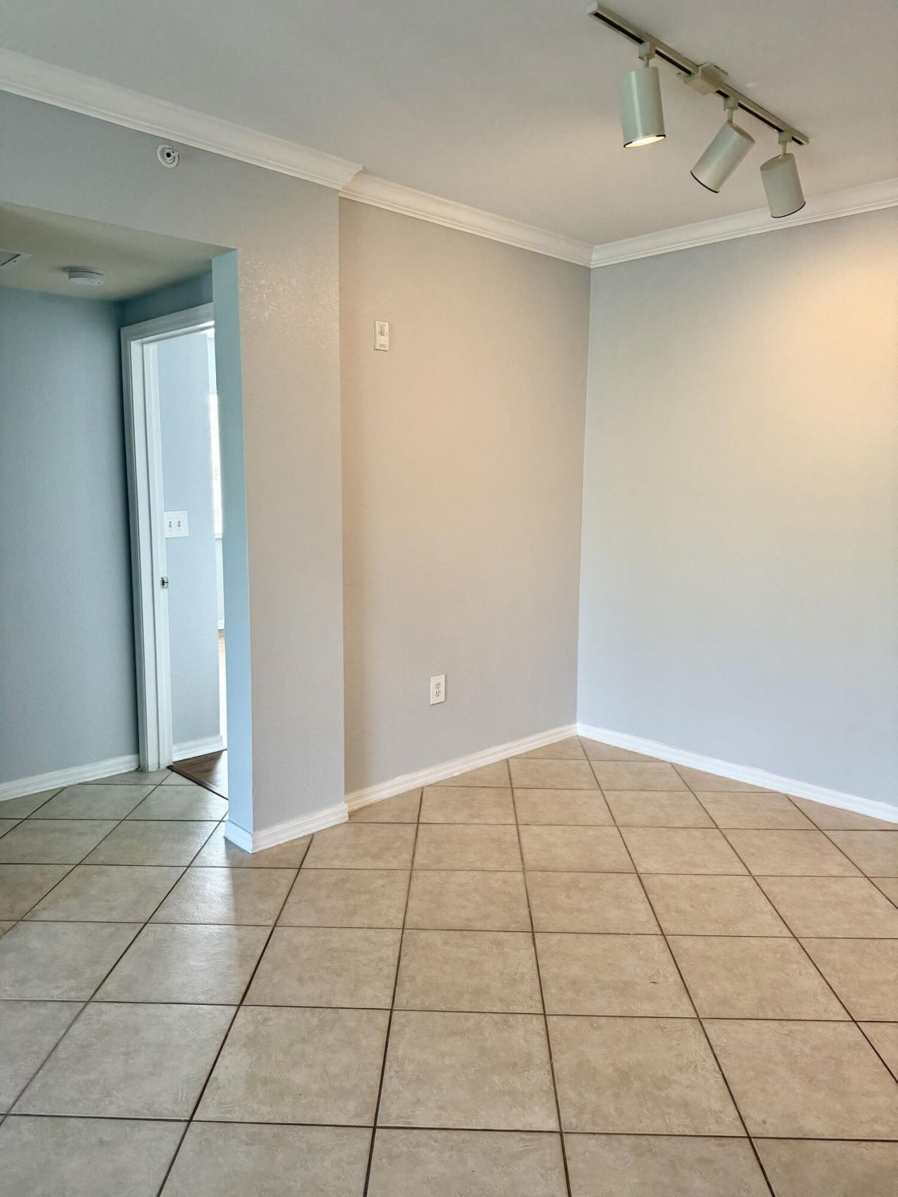 6394 Emerald Dunes Drive, Unit 205, West Palm Beach, FL 33411 Photo