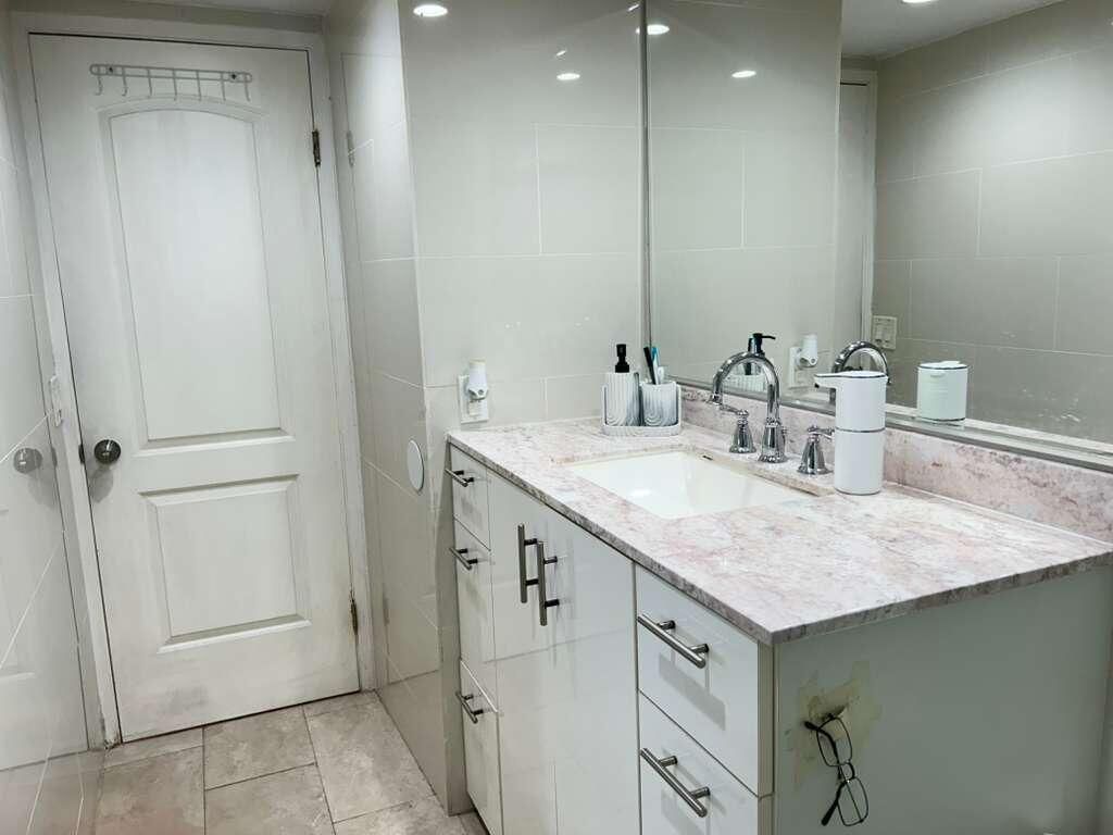 1351 NE Miami Gardens Drive, Unit 511e, Miami, FL 33179 Photo