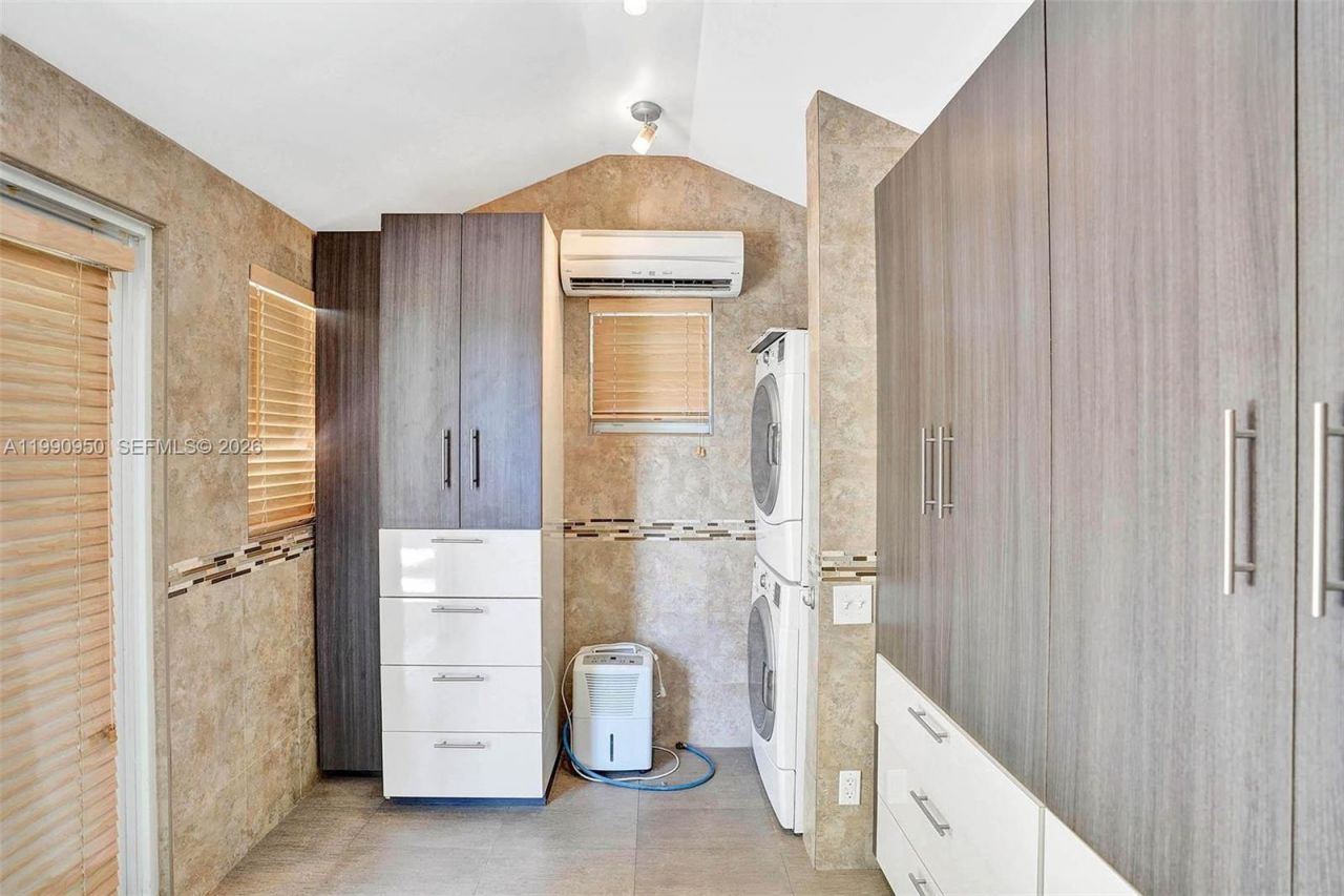 224 N Cortez Dr , Margate, FL 33068 Photo