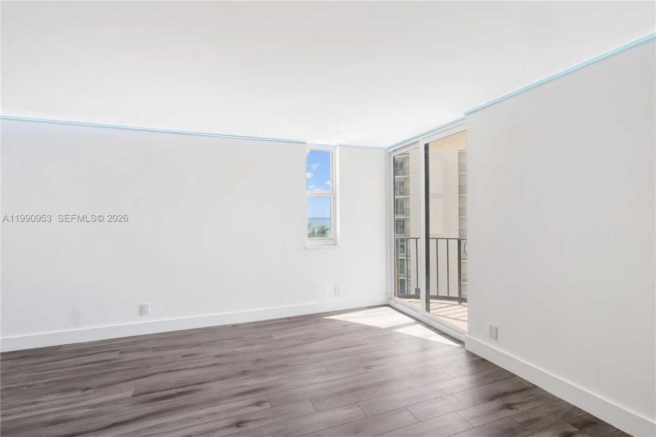 5420 N Ocean Dr , Unit 504, Singer Island, FL 33404 Photo
