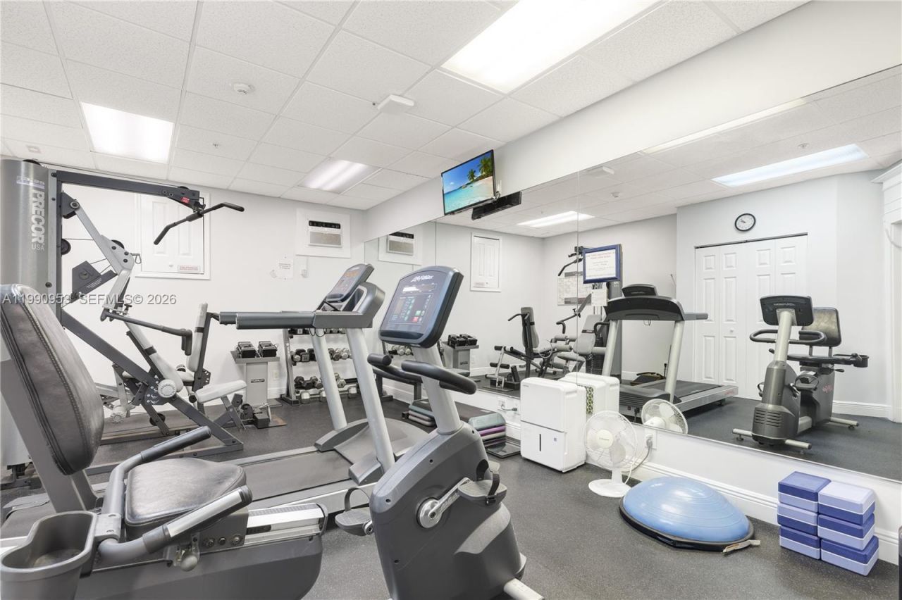 5420 N Ocean Dr , Unit 504, Singer Island, FL 33404 Photo