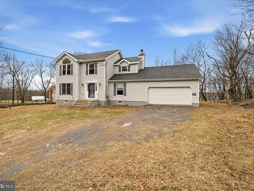 2026 Candlewood Lane, Blakeslee, PA 18610 Main Photo