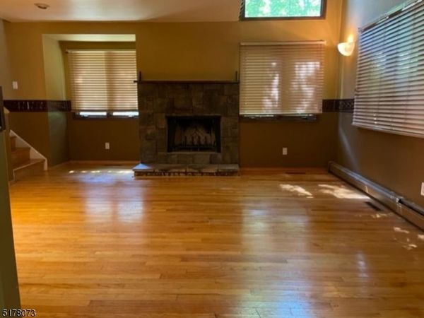 17 Village Way, Vernon, NJ 07462