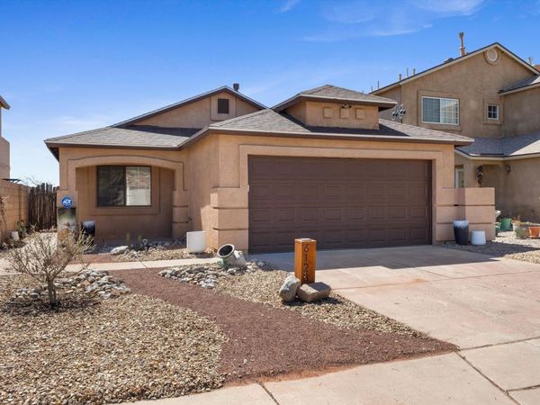 6128 Full Moon Avenue NW, Albuquerque, NM 87114