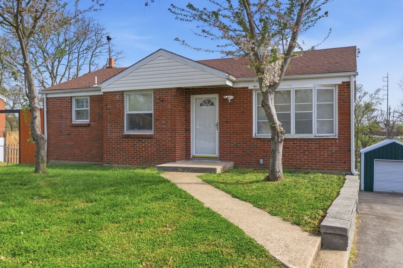 417 Cottonwood Dr, Nashville, TN 37214 Main Photo