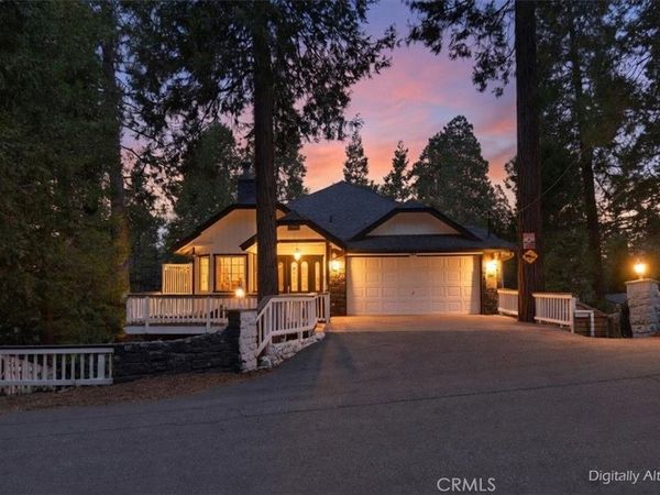 24048 Altdorf Drive, Crestline, CA 92325