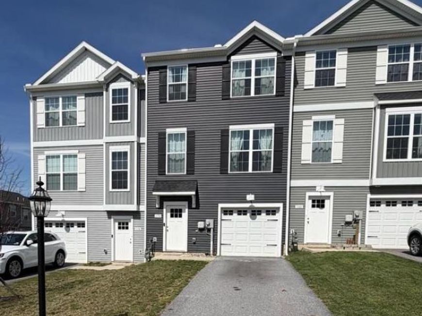 170 Hudson Boulevard, Red Lion, PA 17356 Main Photo