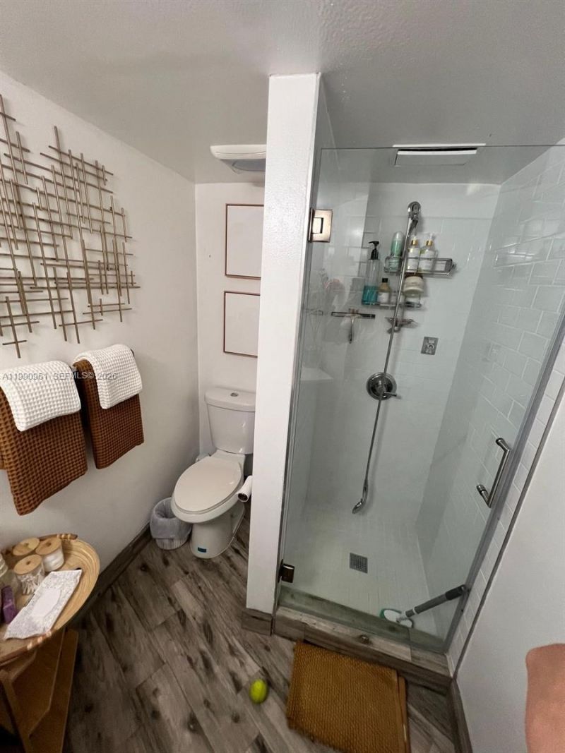 6955 NW 186th St , Unit F104, Hialeah, FL 33015 Photo