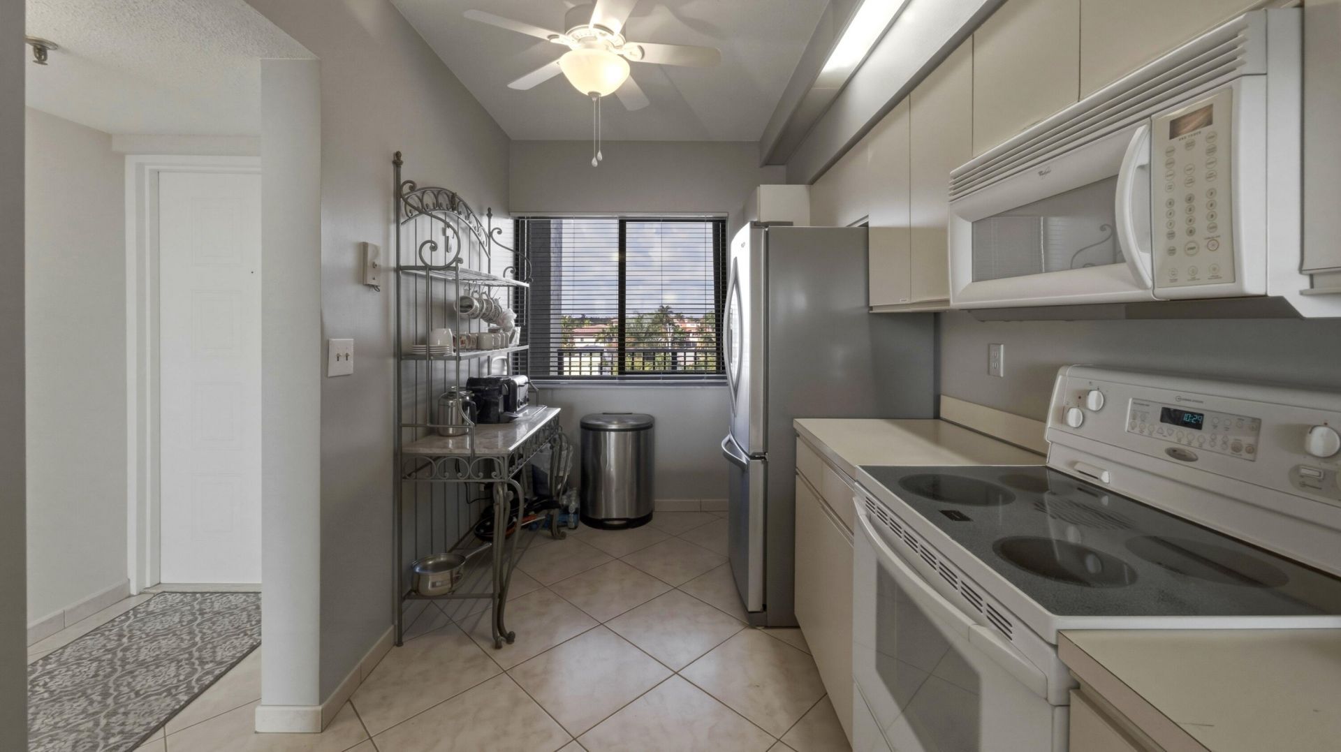 2300 NE 33rd Avenue, Unit 506, Fort Lauderdale, FL 33305 Photo