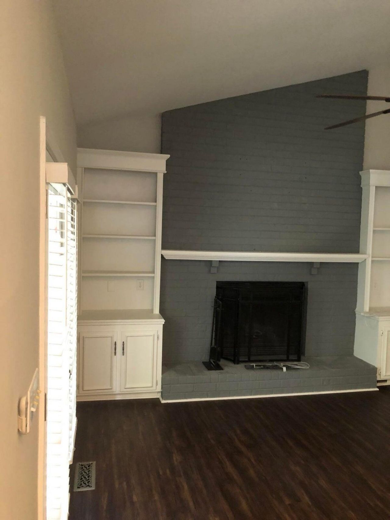 129 Knightsbridge Drive Photo 12