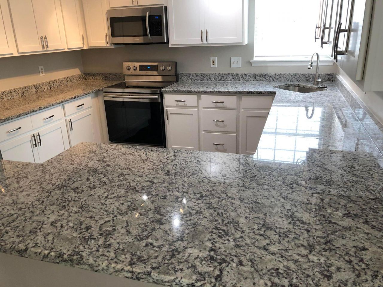 129 Knightsbridge Drive Photo 21