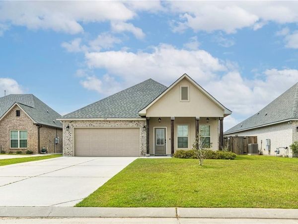 629 CLAIBORNE TRAILS Drive, Slidell, LA 70458