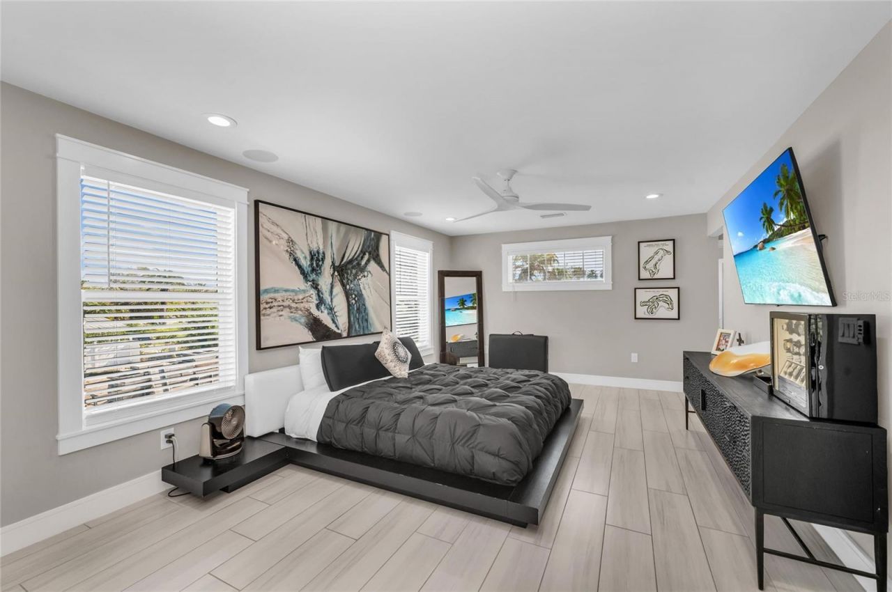 7149 Longboat Drive N, Longboat Key, FL 34228 Photo