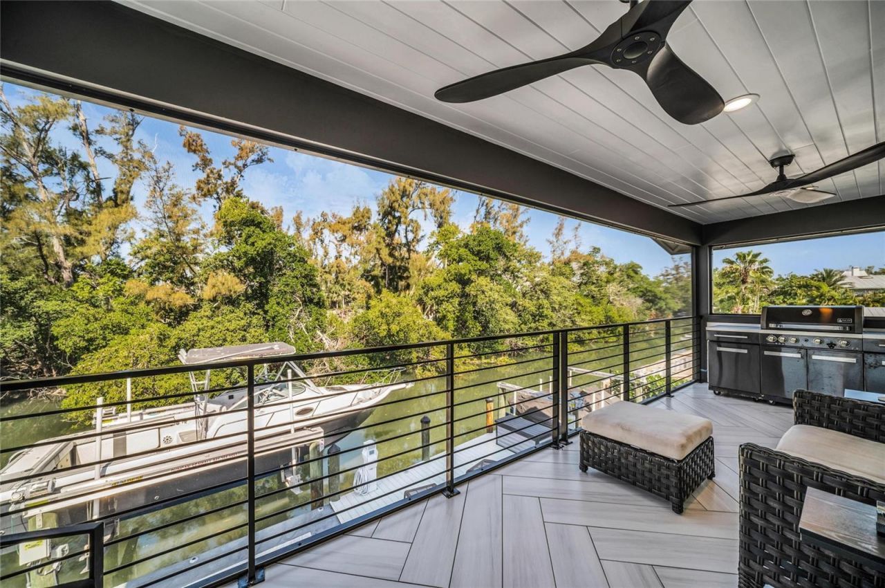 7149 Longboat Drive N, Longboat Key, FL 34228 Photo