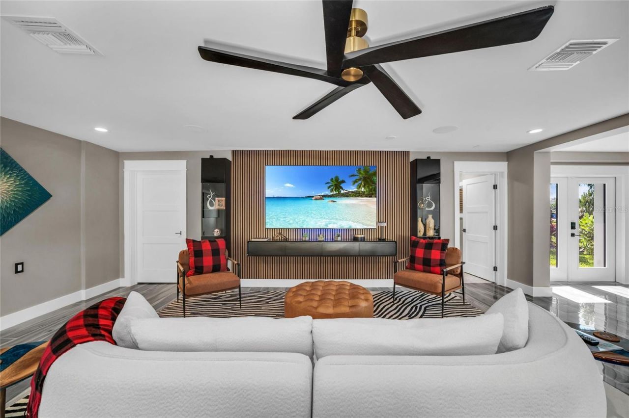 7149 Longboat Drive N, Longboat Key, FL 34228 Photo