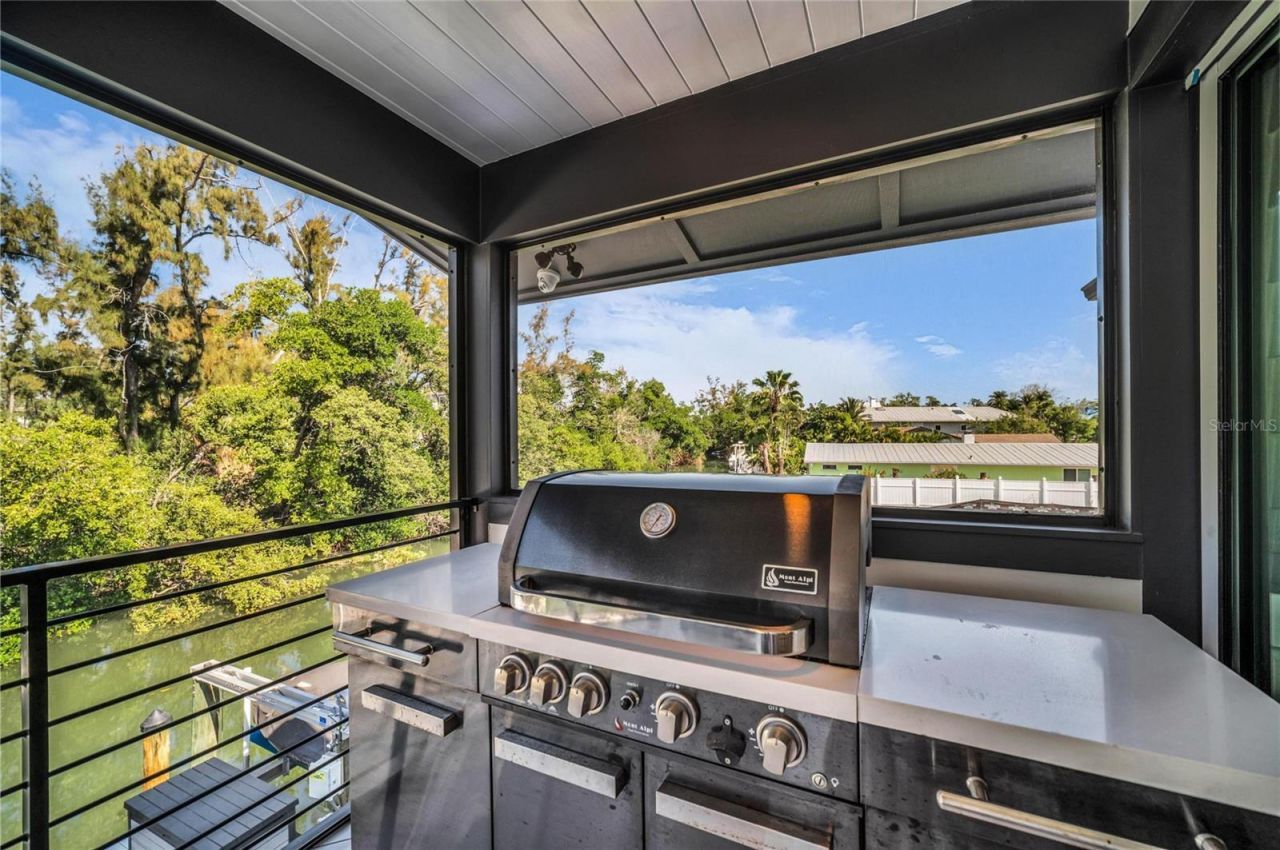 7149 Longboat Drive N, Longboat Key, FL 34228 Photo
