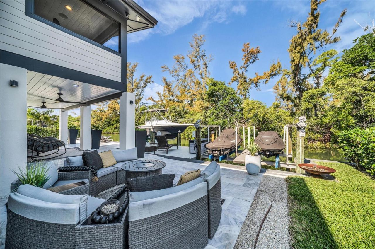 7149 Longboat Drive N, Longboat Key, FL 34228 Photo