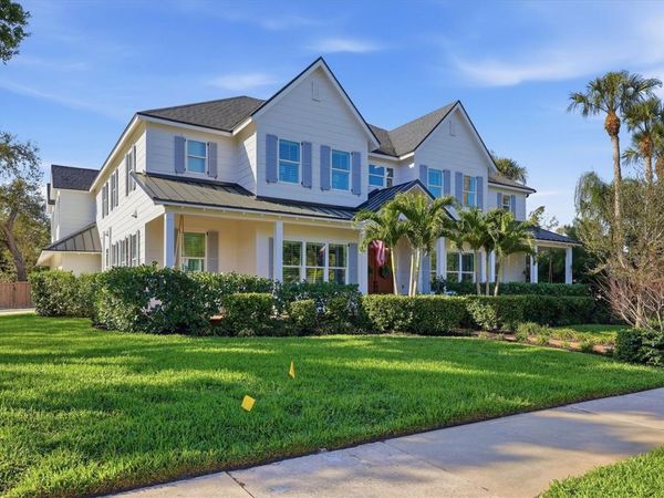 1686 NORTH DRIVE , SARASOTA, FL 34239