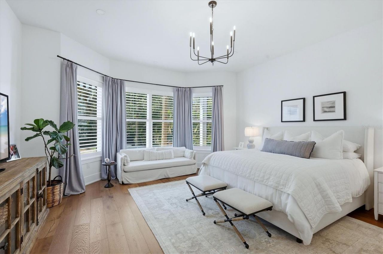 1686 North Drive, Sarasota, FL 34239 Photo