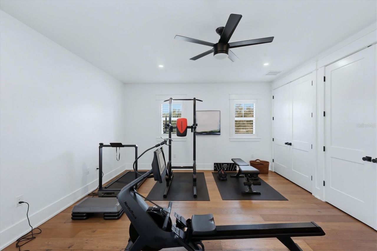 1686 North Drive, Sarasota, FL 34239 Photo