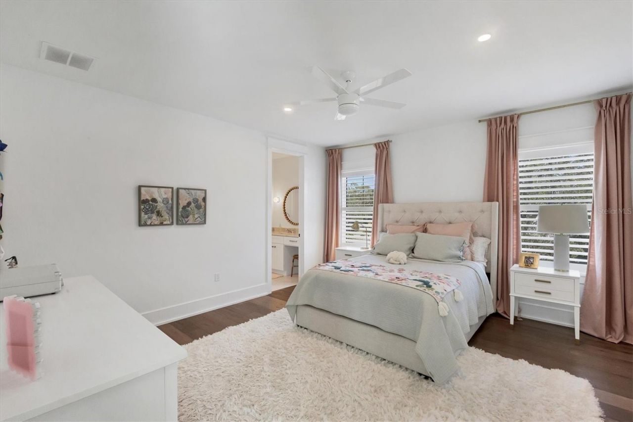 1686 North Drive, Sarasota, FL 34239 Photo