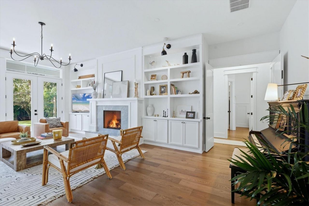 1686 North Drive, Sarasota, FL 34239 Photo