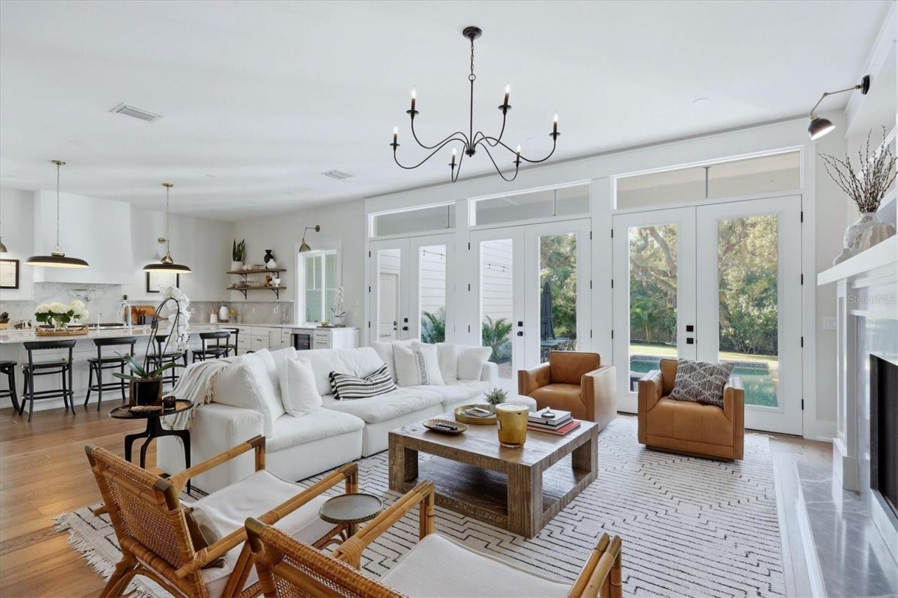 1686 North Drive, Sarasota, FL 34239 Photo