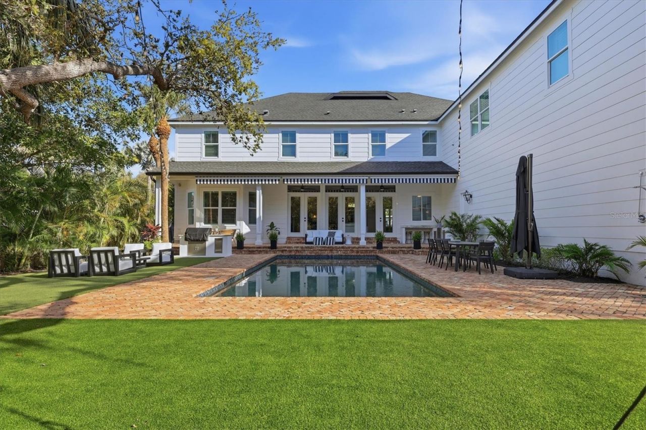 1686 North Drive, Sarasota, FL 34239 Photo