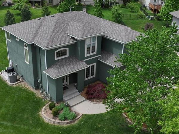15534 Shawnee Drive, Overland Park, KS 66223