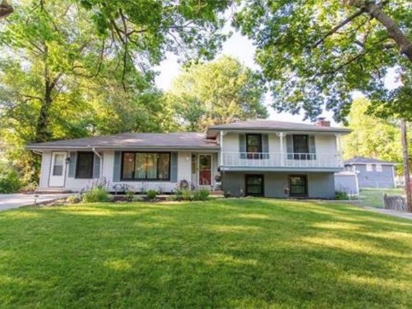 6202 E 103rd Street, Kansas City, MO 64138