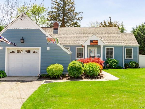 816 Main Street, Islip, NY 11751