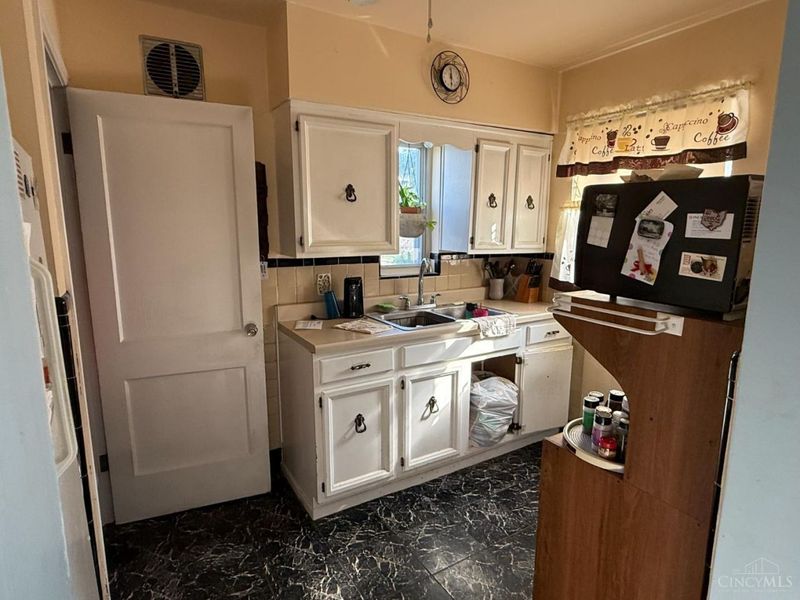 7866 Bitteroot Lane, Cincinnati, OH 45224 Photo 5