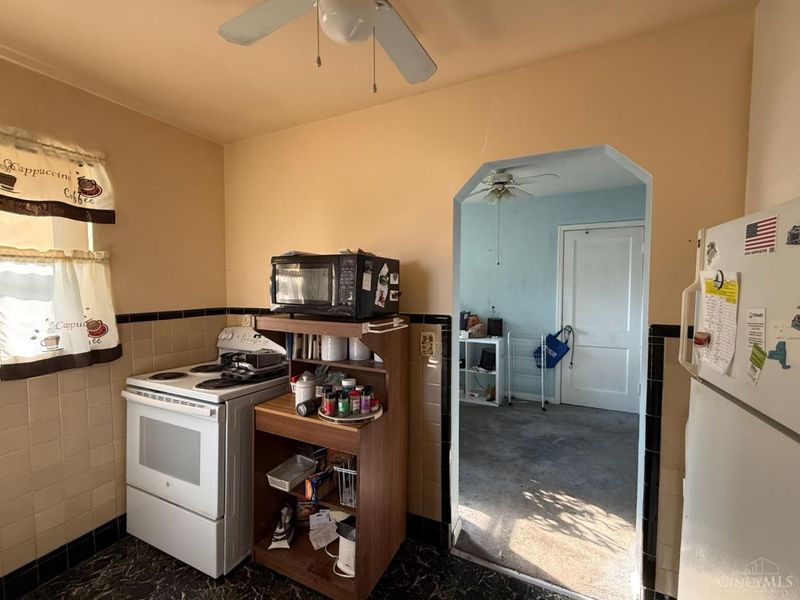 7866 Bitteroot Lane, Cincinnati, OH 45224 Photo 6