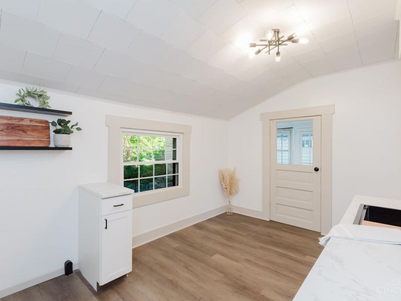 555 E Sycamore Street, Miamisburg, OH 45342 Photo 16