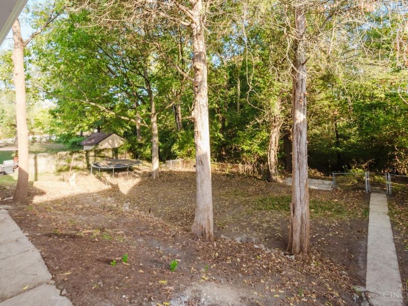 555 E Sycamore Street, Miamisburg, OH 45342 Photo 41