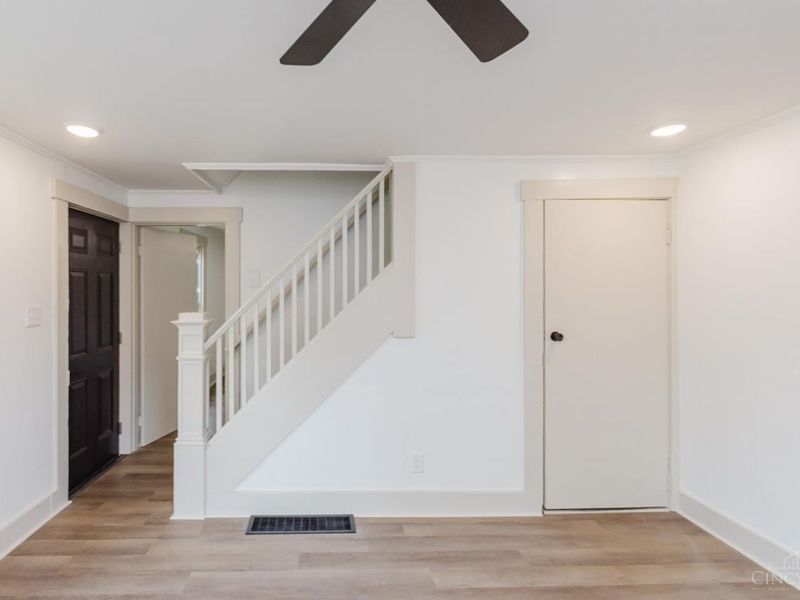 555 E Sycamore Street, Miamisburg, OH 45342 Photo 6