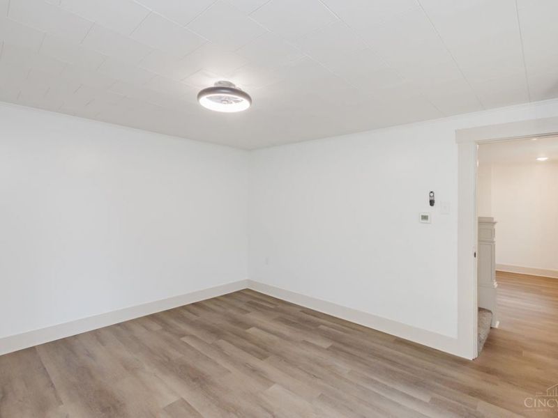 555 E Sycamore Street, Miamisburg, OH 45342 Photo 8