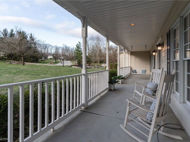 8955 Stoneybrook Drive, Broadview Heights, OH 44147 Photo 3