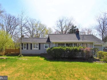 8811 BADGER DRIVE , ALEXANDRIA, VA 22309