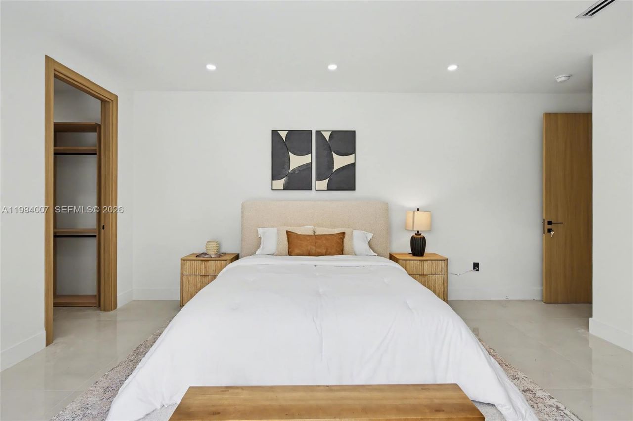 12335 Griffing Blvd, North Miami, FL 33161 Photo