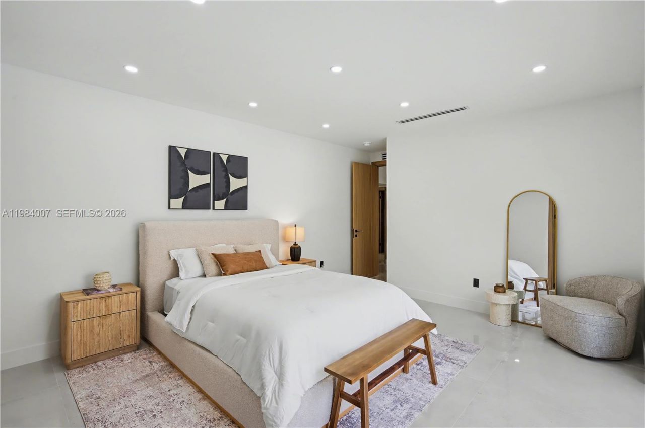 12335 Griffing Blvd, North Miami, FL 33161 Photo