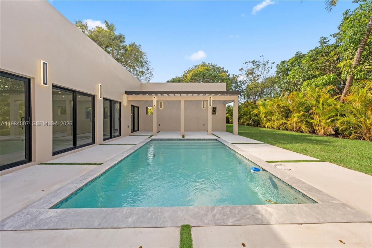 12335 Griffing Blvd, North Miami, FL 33161 Photo