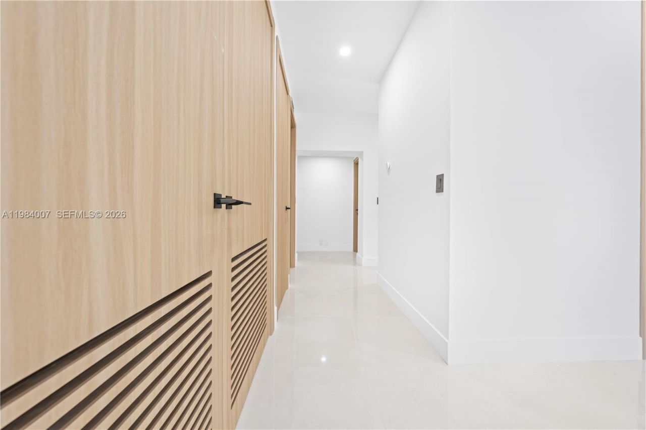 12335 Griffing Blvd , North Miami, FL 33161 Photo