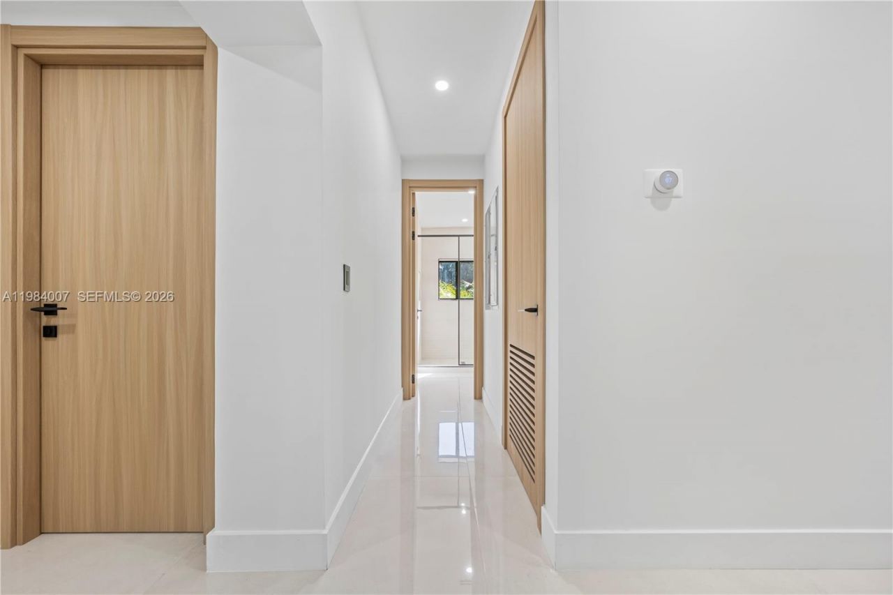 12335 Griffing Blvd, North Miami, FL 33161 Photo