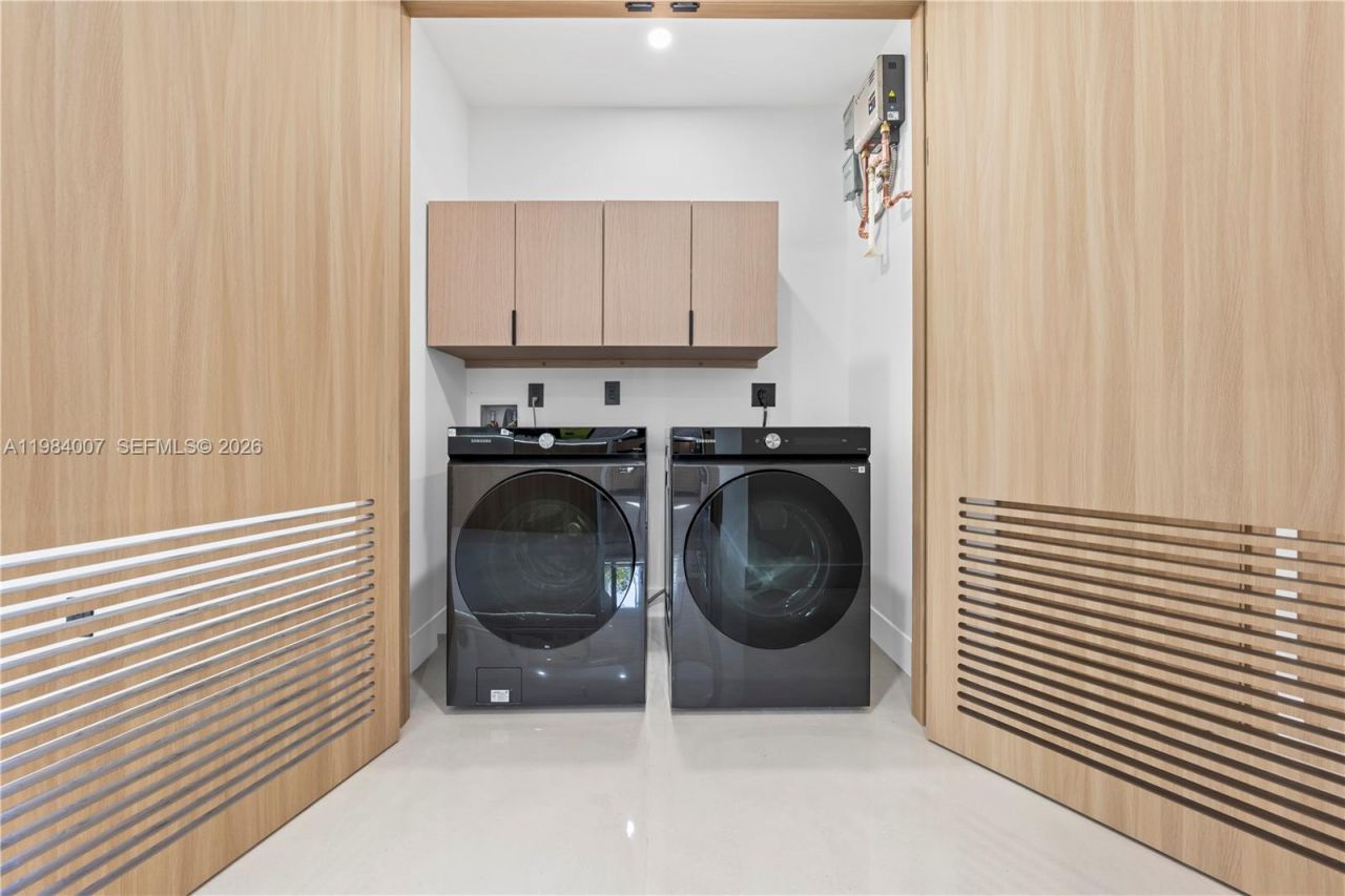 12335 Griffing Blvd, North Miami, FL 33161 Photo