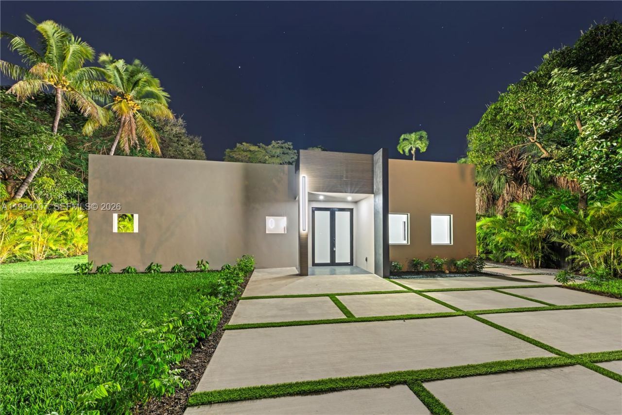 12335 Griffing Blvd , North Miami, FL 33161 Photo