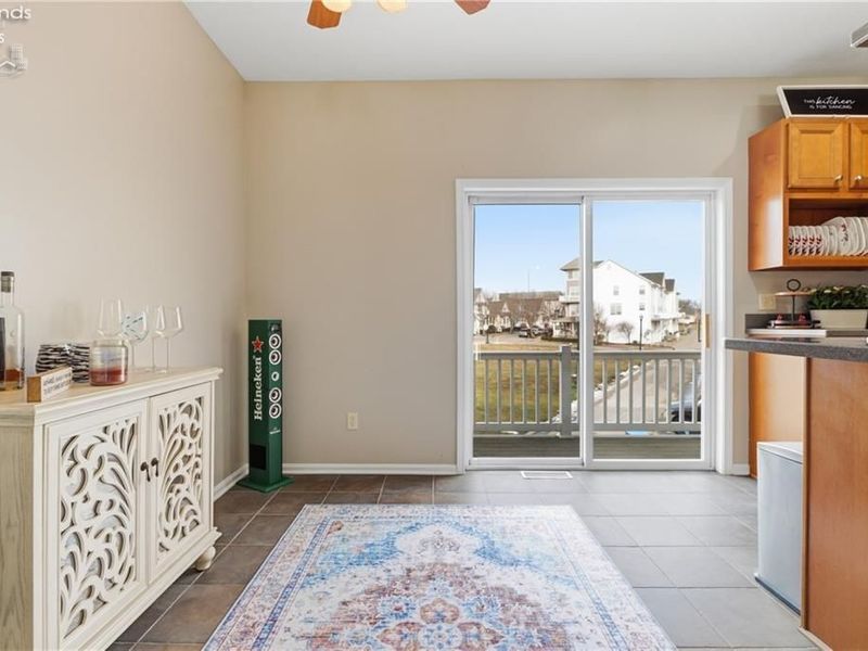 323 Arizona Avenue, Lorain, OH 44052 Photo 11