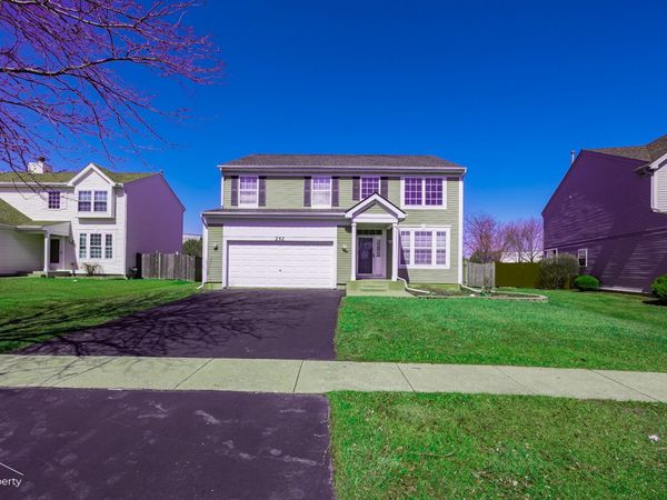 252 Balmoral Court, Glendale Heights, IL 60139