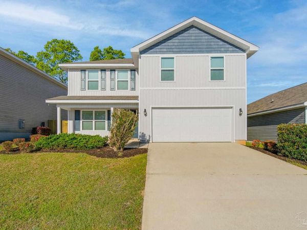 5894 Blackhorse Cir, Pensacola, FL 32526