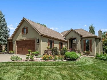 10009 N Euclid Avenue, Kansas City, MO 64155